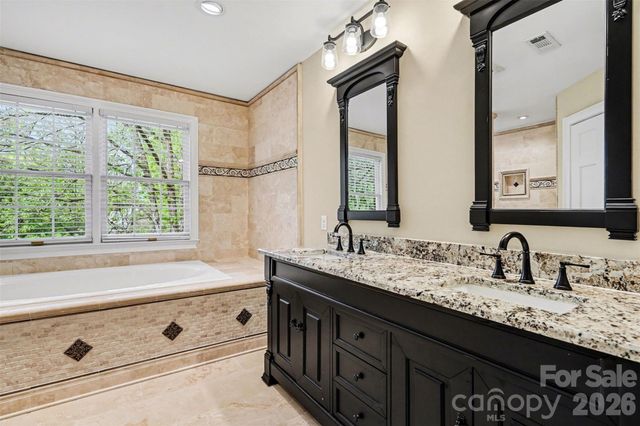 1941 Kilmonack Lane, Charlotte, NC 28270