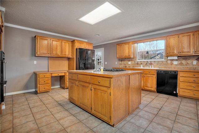 107 Ozark Street, Prairie Grove, AR 72753