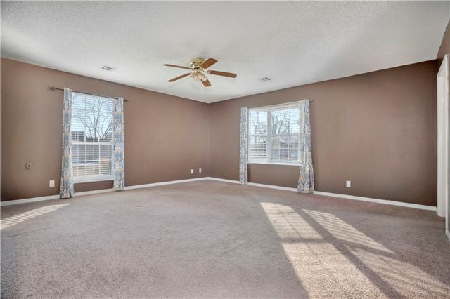 107 Ozark Street, Prairie Grove, AR 72753