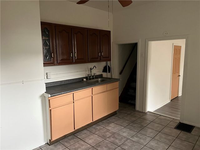 1700 Haug St, Spring Garden, PA 15212