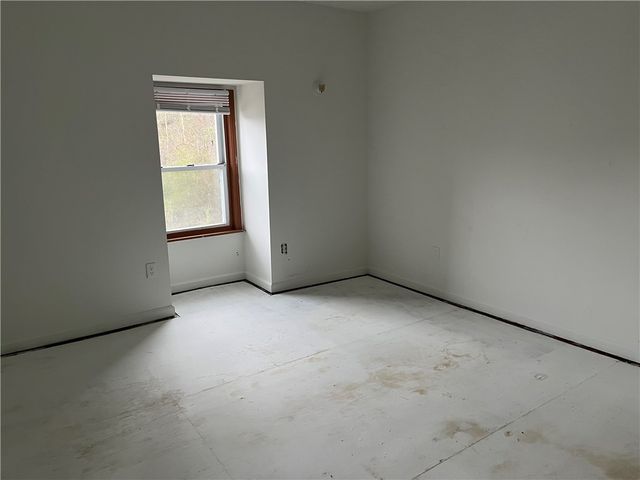 1700 Haug St, Spring Garden, PA 15212