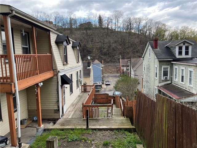 1700 Haug St, Spring Garden, PA 15212