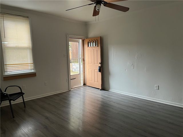 1700 Haug St, Spring Garden, PA 15212