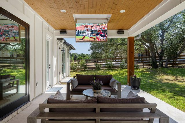 32831 RR 12, Dripping Springs, TX 78620