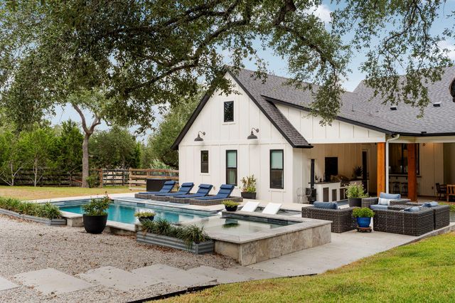 32831 RR 12, Dripping Springs, TX 78620