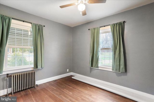 301 ROXBURY ROAD, Shippensburg, PA 17257