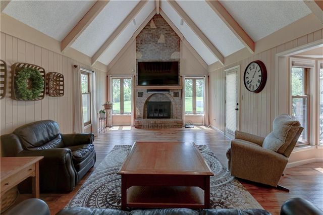 33011 E R D Mize Road, Grain Valley, MO 64029