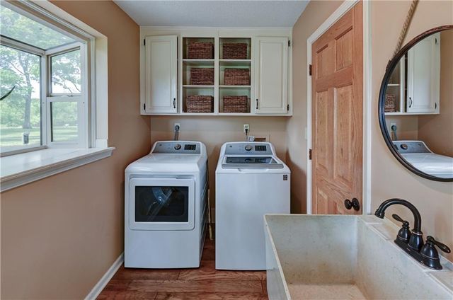 33011 E R D Mize Road, Grain Valley, MO 64029