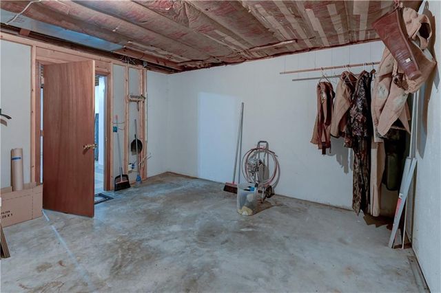 33011 E R D Mize Road, Grain Valley, MO 64029