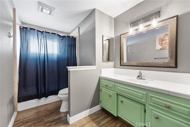 6621 Vancouver Drive, Bakersfield, CA 93309