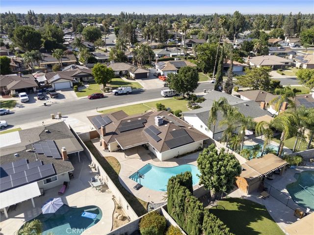6621 Vancouver Drive, Bakersfield, CA 93309