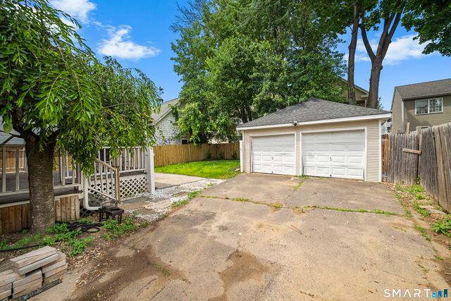 34 Selldan Street, West Hartford, CT 06110