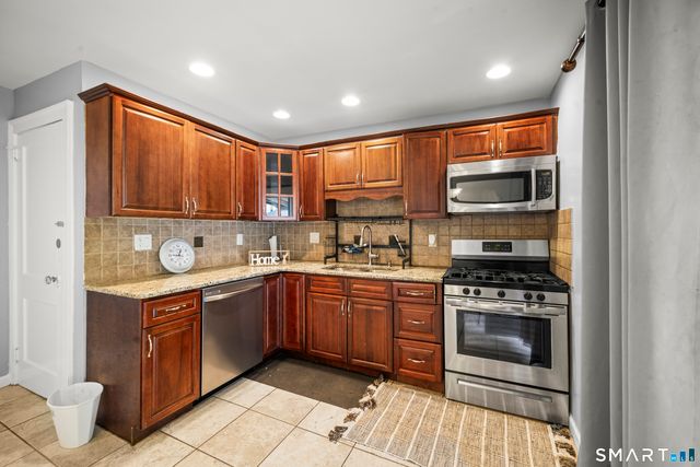 34 Selldan Street, West Hartford, CT 06110