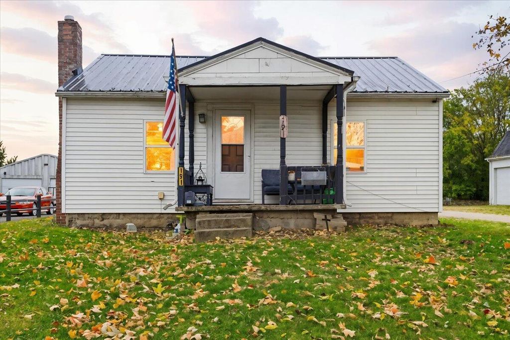 191 Tuttle Avenue, Fredericktown, OH 43019