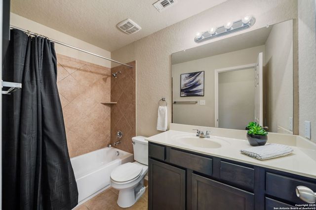 133 Finch Knoll, San Antonio, TX 78253