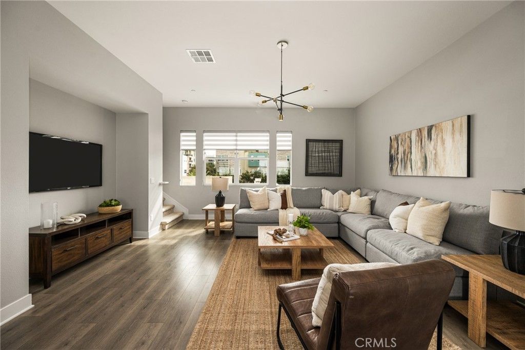 Image 12 of property listing at 955 E Mason 80, Anaheim, CA 92805