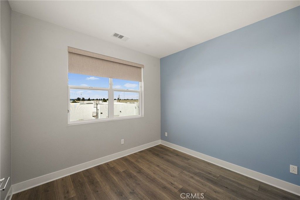 Image 34 of property listing at 955 E Mason 80, Anaheim, CA 92805