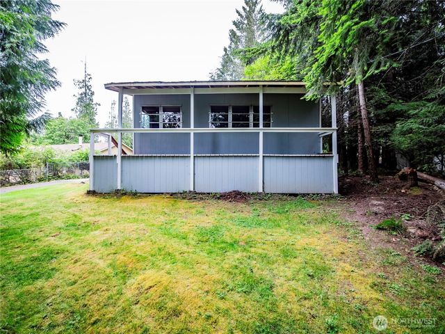 9712 Channel Drive NW, Olympia, WA 98502