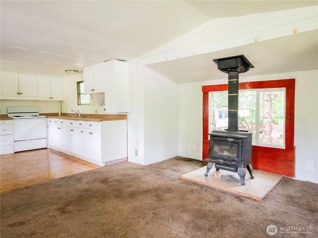9712 Channel Drive NW, Olympia, WA 98502