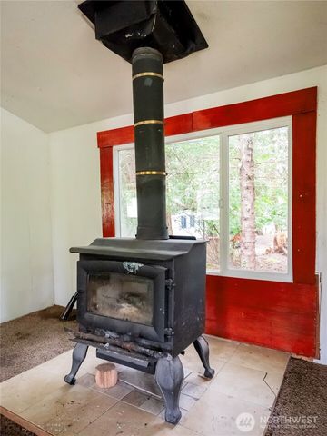 9712 Channel Drive NW, Olympia, WA 98502