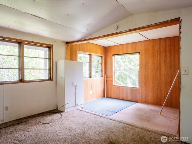 9712 Channel Drive NW, Olympia, WA 98502
