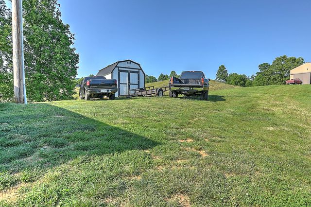 2428 Possum Creek Road, Gate City, VA 24251