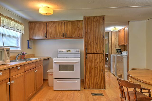 2428 Possum Creek Road, Gate City, VA 24251