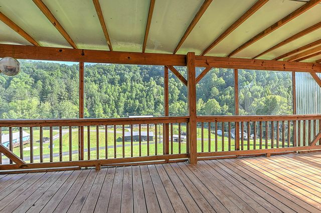 2428 Possum Creek Road, Gate City, VA 24251
