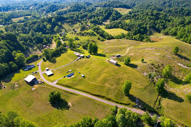 2428 Possum Creek Road, Gate City, VA 24251