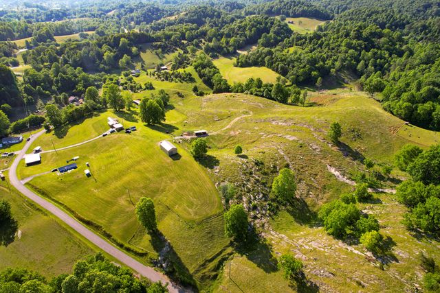 2428 Possum Creek Road, Gate City, VA 24251