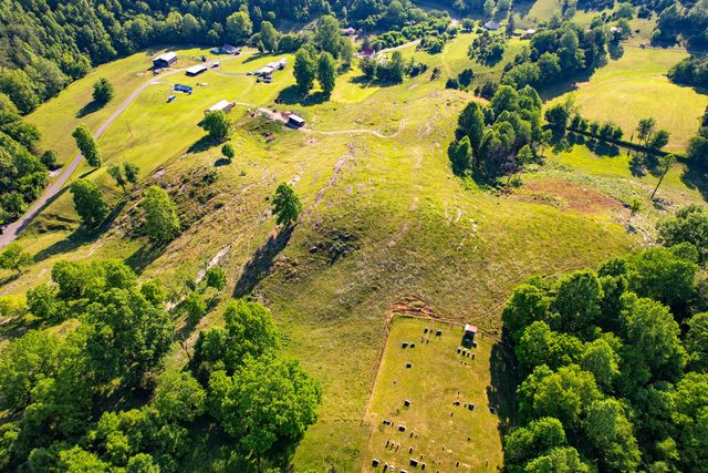 2428 Possum Creek Road, Gate City, VA 24251