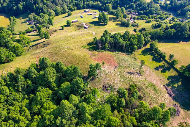 2428 Possum Creek Road, Gate City, VA 24251