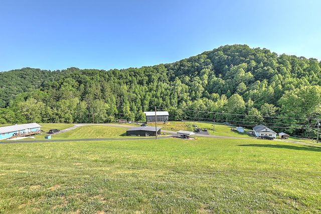 2428 Possum Creek Road, Gate City, VA 24251