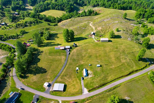 2428 Possum Creek Road, Gate City, VA 24251