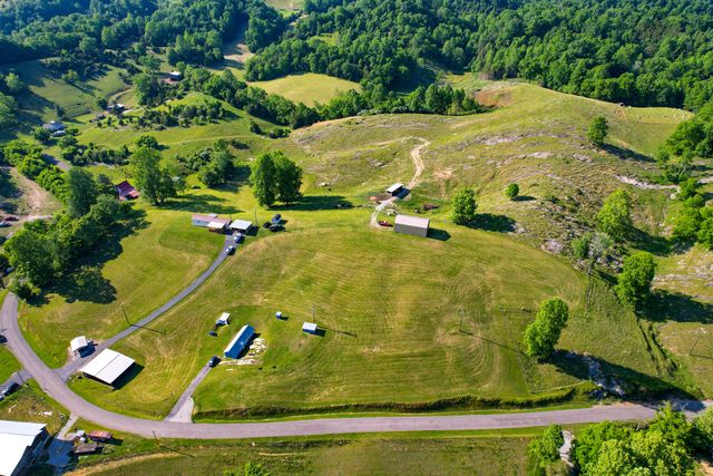 2428 Possum Creek Road, Gate City, VA 24251