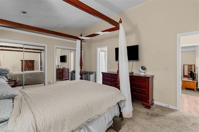 4109 Trappers Run Court, High Point, NC 27265