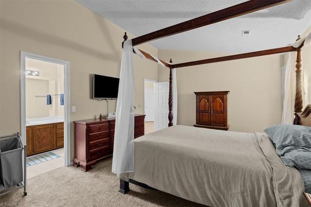 4109 Trappers Run Court, High Point, NC 27265