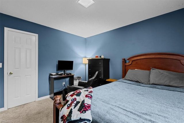 4109 Trappers Run Court, High Point, NC 27265