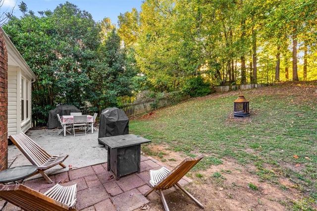 4109 Trappers Run Court, High Point, NC 27265