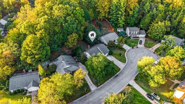4109 Trappers Run Court, High Point, NC 27265
