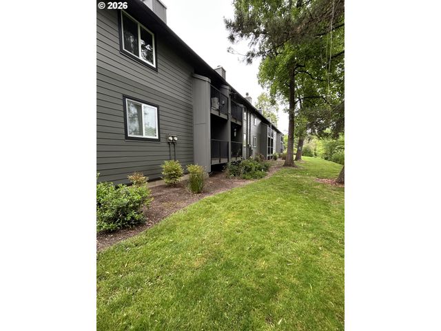 12614 Nw BARNES Rd 10, Portland, OR 97229