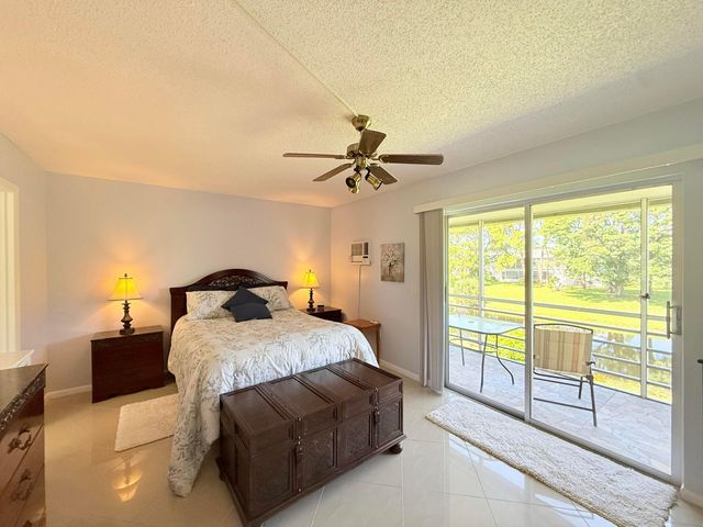 22 Markham A, Deerfield Beach, FL 33442