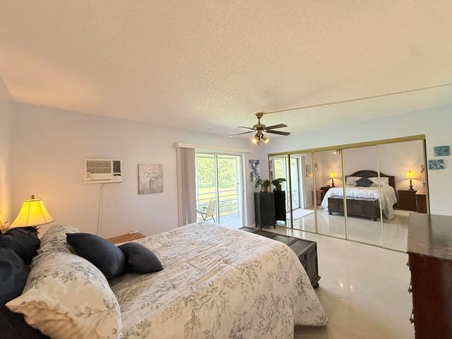 22 Markham A, Deerfield Beach, FL 33442
