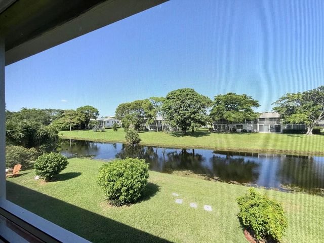 22 Markham A, Deerfield Beach, FL 33442