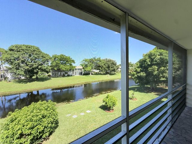22 Markham A, Deerfield Beach, FL 33442