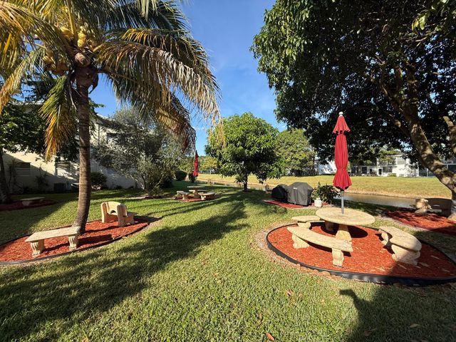 22 Markham A, Deerfield Beach, FL 33442