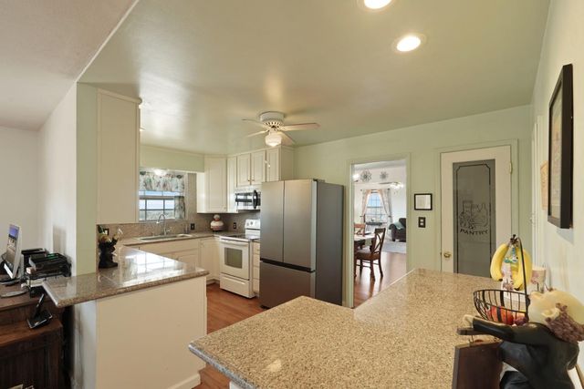 7226 Conner Dr, Valley Springs, CA 95252