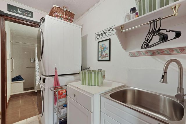 7226 Conner Dr, Valley Springs, CA 95252