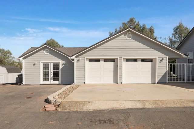 7226 Conner Dr, Valley Springs, CA 95252