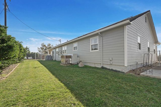 7226 Conner Dr, Valley Springs, CA 95252